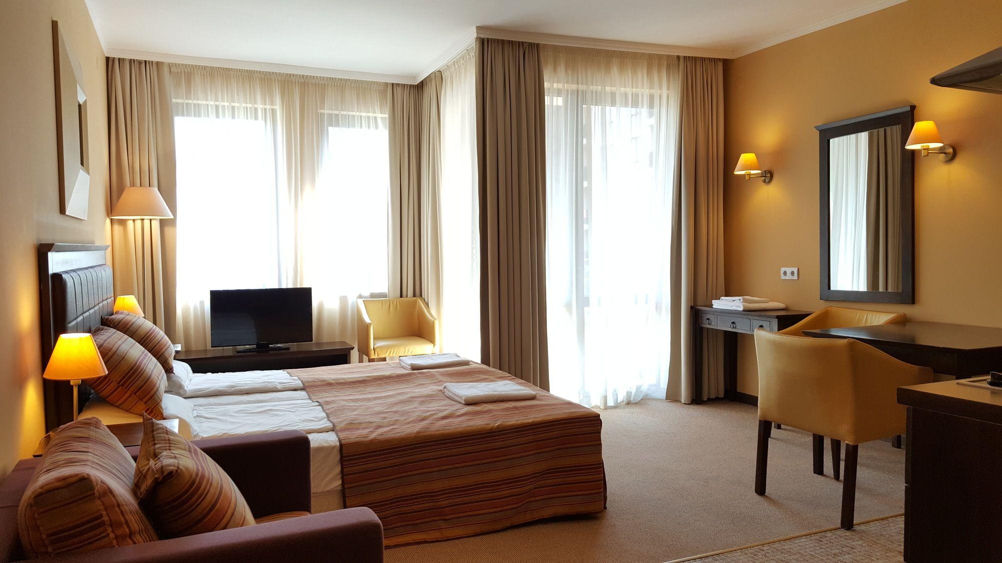 Royal Beach Private Apartments Sunny Beach Buitenkant foto